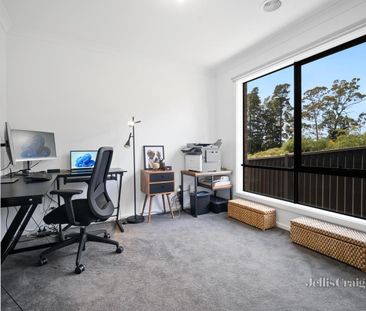 15 Lautaret Road, Brown Hill - Photo 6