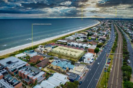 BEACHSIDE LIFESTYLE WITH LIFT ACCESS! - Photo 5