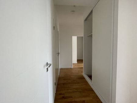 3 chambres avec balcon, Issy-Les-Moulineaux - Photo 2