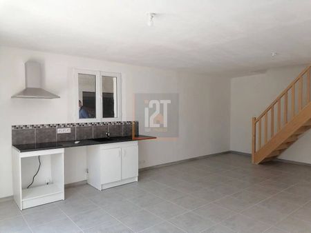 Appartement à louer - Théziers 3 pièces de 71.4 m² - Photo 2