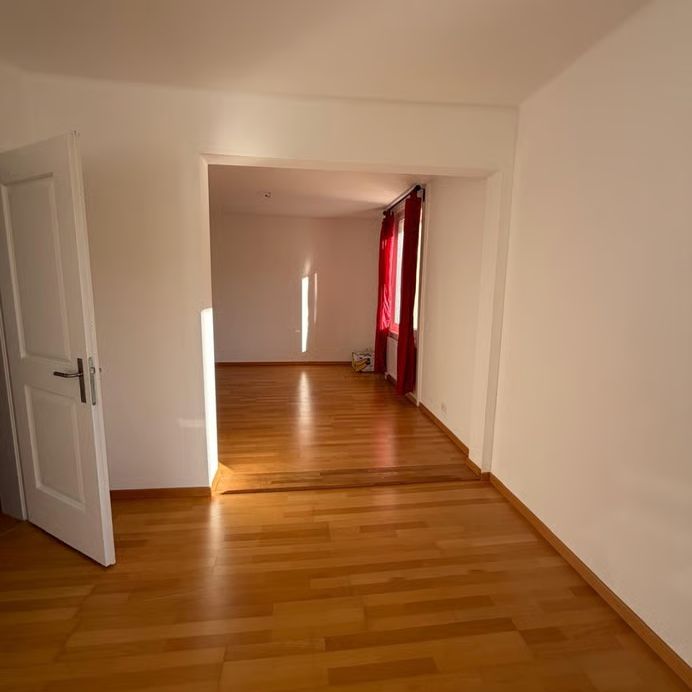 4.5 Zimmer, 100 m², 1. Stock - Foto 1