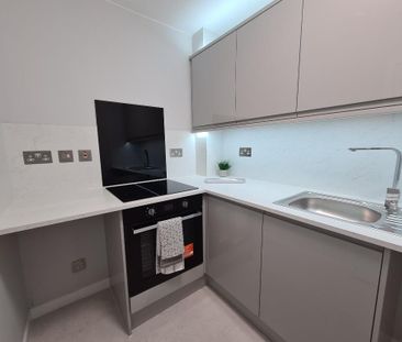 1 bedroom flat to rent - Photo 3