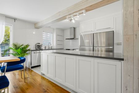 Maison à étages - 245 Boul. de Palerme - Photo 5