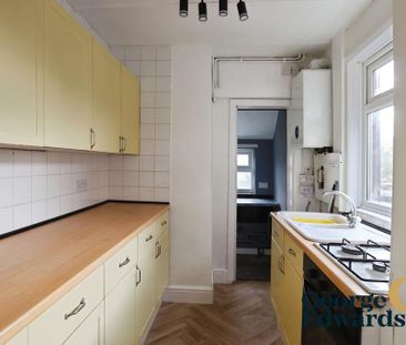 2 bedroom semi-detached house to rent - Photo 3