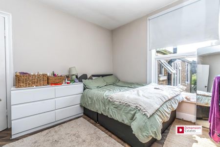 5 bedroom terraced house to rent - Photo 3