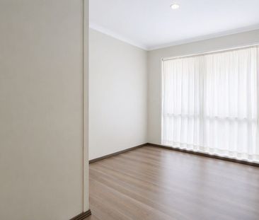 Spacious 3-Bedroom Rental in Labrador with Parking for Two (water i... - Photo 1