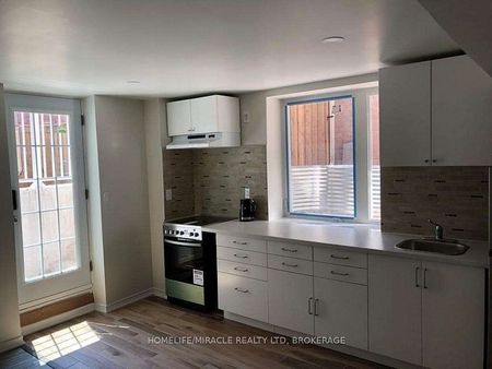 For Lease - 482 Wheat Boom Drive Unit# Bsmt, Oakville, Ontario - Photo 4