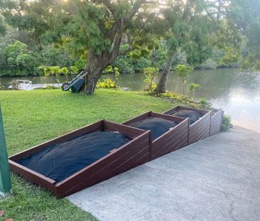 Broadbeach Waters - Photo 6