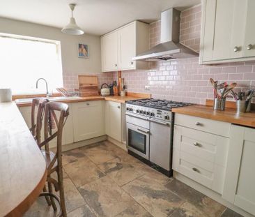 3 bedroom cottage to rent - Photo 6