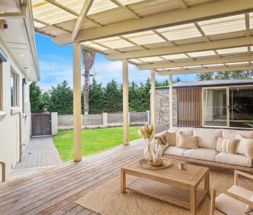 Spacious Family Home in a Prime Port Kembla Location - Photo 6