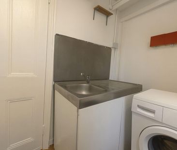 1 bedroom House To Let Total Size: 140 SQ FT - Photo 2