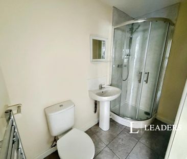 4 bedroom house to rent Ulster Terrace, Stoke-on-Trent, Staffordshi... - Photo 3