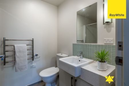 Discover modern living in Mount Albert! - Photo 4