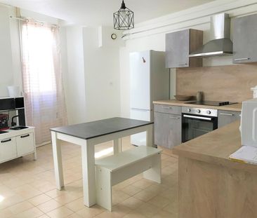 Location Appartement 2 pièces 50m² ETOILE SUR RHONE 26800 - Photo 4