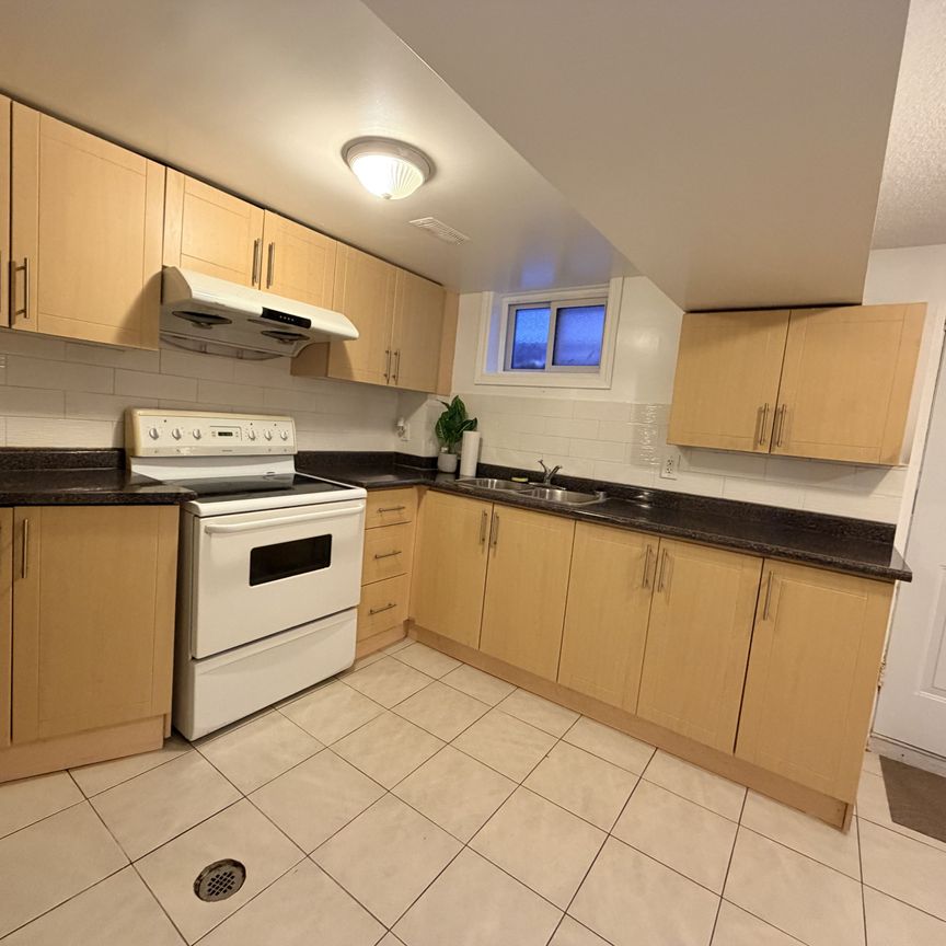 For Lease - 313 Rossland Road Unit# lower, Whitby, Ontario - Photo 1