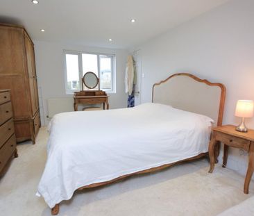 2 bedroom property to rent - Photo 4