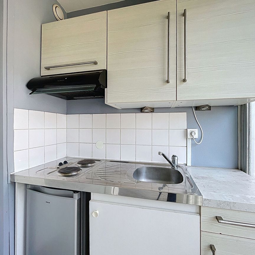 Location Appartement 1 pièce 25m² - Photo 1