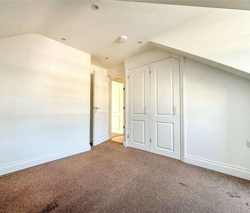 Valentine Court, Melville Avenue, South Croydon, CR2 - Photo 2