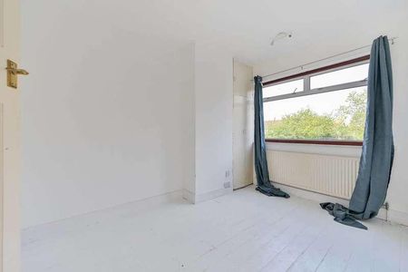 Walton Road, West Molesey, KT8 - Photo 2