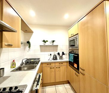 Room in a Shared House, John Conway House, SW2 - Photo 2