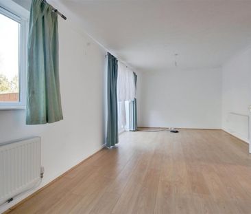 Northwick Road, Watford - Photo 1