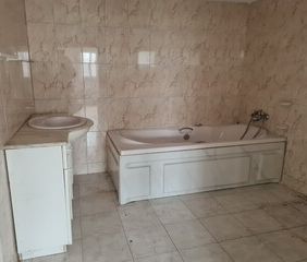 Storage Room São João da Madeira for rent - Photo 3