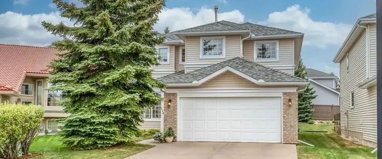 Short term/long term in A QUIET and CLASSY CULDESAC SUNNY HIGH CEILING | 328 Edgevalley Mews Northwest, Calgary - Photo 1