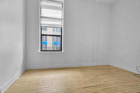 For Lease - 330 Clarence Street Unit# 105, London East, Ontario - Photo 3