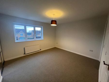 4 bedroom detached house to rent - Photo 5