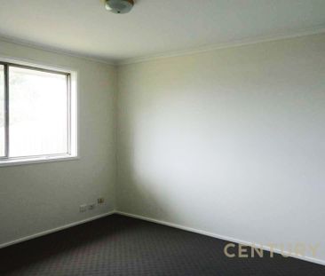 Neatly Presented 2 Bedroom Unit - Photo 4