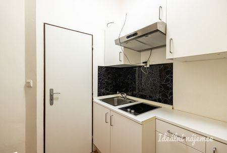 Pronájem bytu 1+kk 18 m² - Photo 3