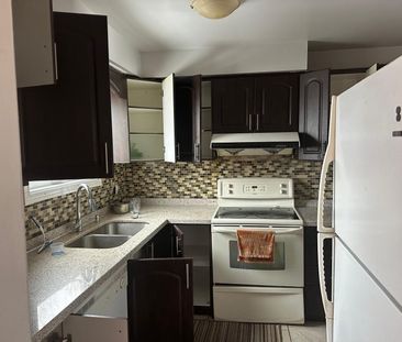 For Lease - 18 Sheldrake Court, Brampton, Ontario - Photo 3