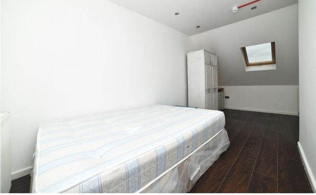 Room in a Shared House, Donoghue Cottages, E17 - Photo 1