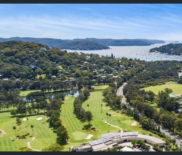 Elegant Townhouse – Quiet, Spacious and Ultra Convenient – Availabl... - Photo 4