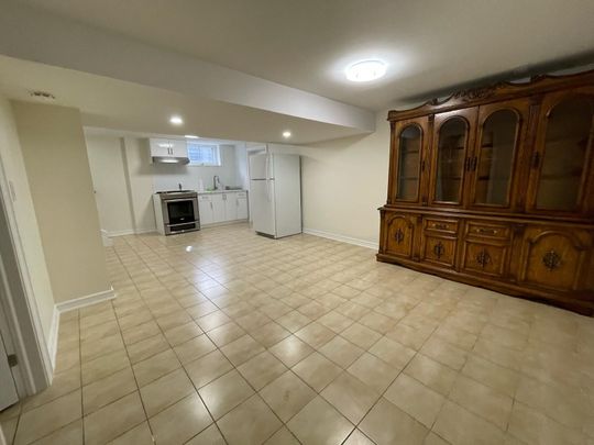 For Lease - 384 Maple Leaf Drive Unit# Bsmt, Toronto, Ontario - Photo 1