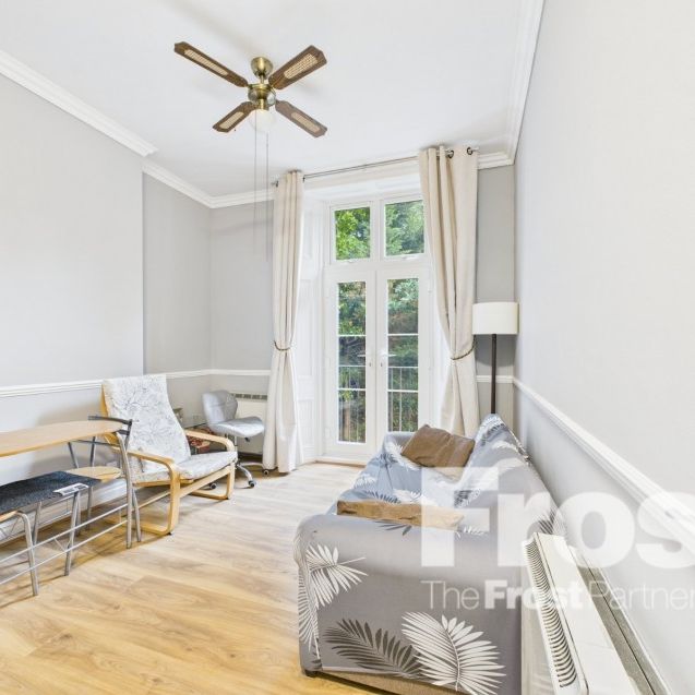 Upton Park, Slough, Berkshire,SL1 - Photo 1