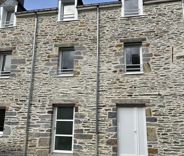 Location Maison 3 pièces 119m² CARENTOIR 56910 - Photo 1