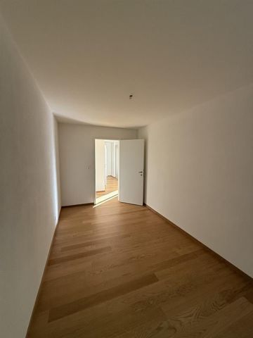3.5 Zimmer, 76 m², 1. Stock - Foto 3