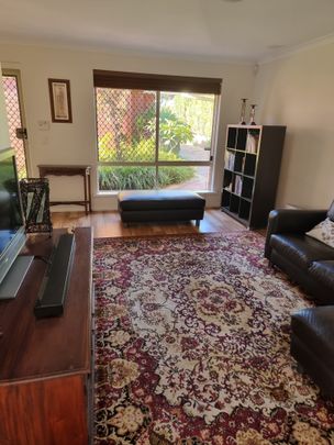 Scarborough - Photo 1