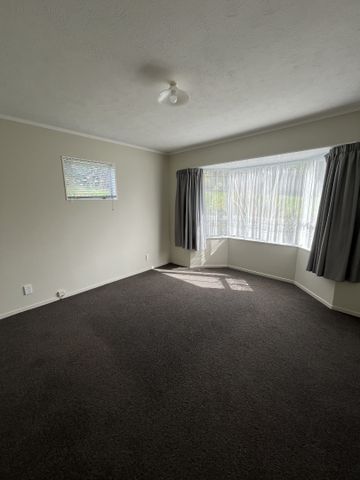 17 Staithes Drive North, Whitby - Photo 3
