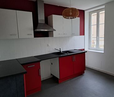 Location Appartement 4 pièces 75m² - Photo 2