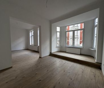 Renovierte 4-Zimmer-Altbauwohnung in Bremerhaven - Photo 2