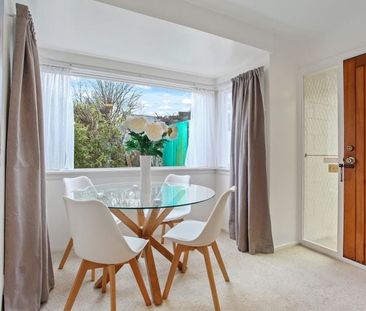 Warm,modern,quality,private,quiet,perfect location - Photo 3