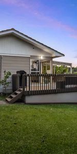 4 bedroom plus external rumpus in beautiful Bayview. - Photo 3