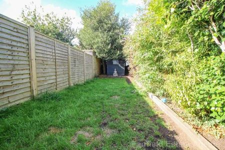 Pinner Road, Oxhey Village, WD19 - Photo 5