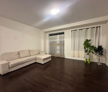 For Lease - 185 Hayrake Street, Brampton, Ontario - Photo 3