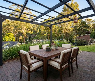 Peaceful 3-Bedroom Retreat with Views - Photo 6