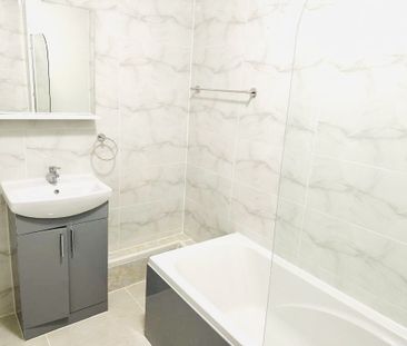 Chequers Lane, Wellingborough - Photo 5