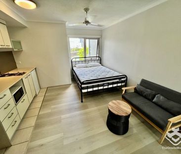 CITY STUDIO - Photo 3