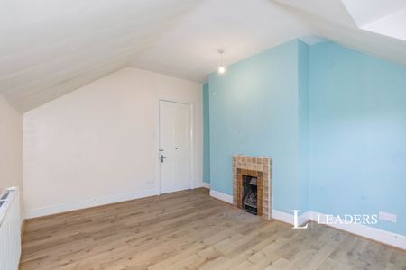 2 bedroom flat to rent Clifton Road, Kingston, KT2 - Photo 2